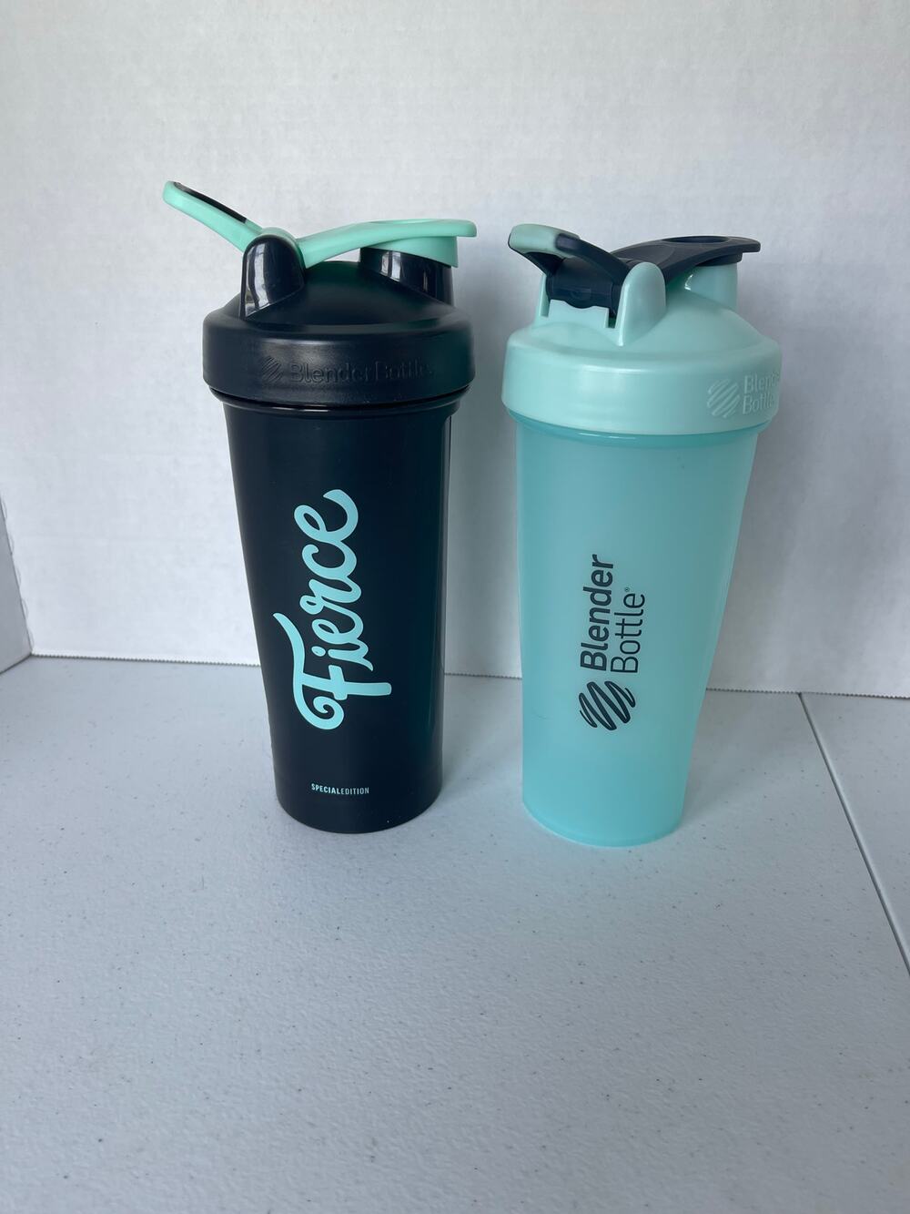 Blender Bottle Set of 2 aqua and black